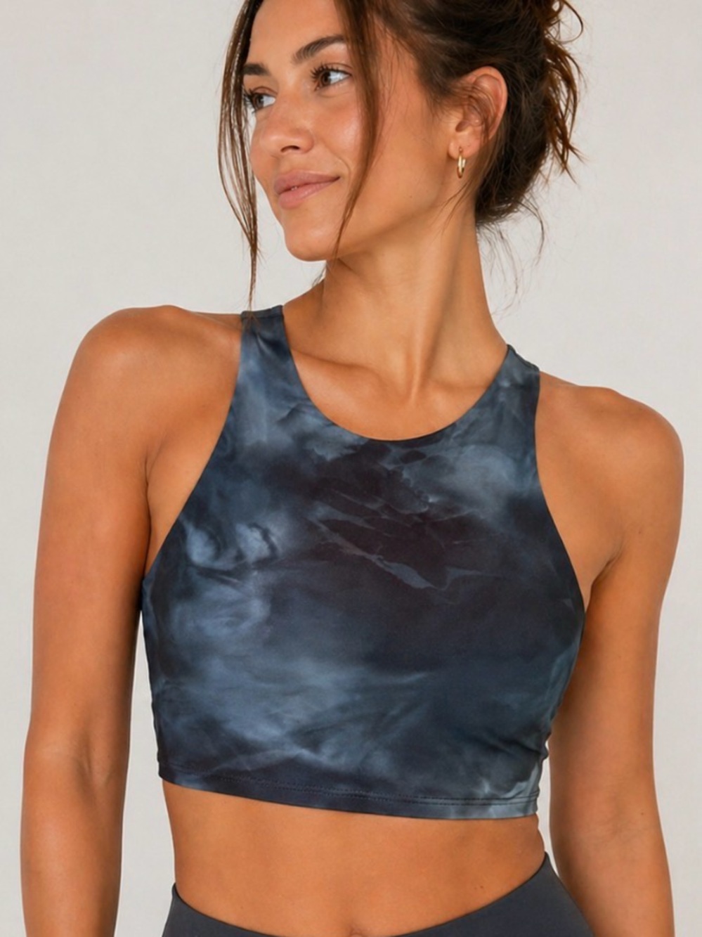 Athleta Medium Sports Bra Tie Dye Blue Gray Longline Crop Athletic Top. GUC